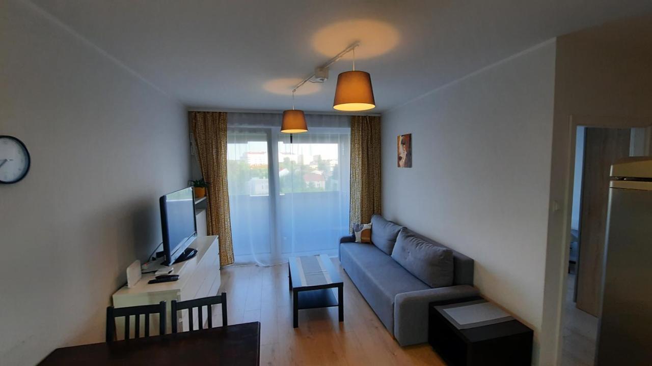 ワルシャワUrsa - Wygodny Apartament I Bezplatny Parking Na Miejscuアパートメント エクステリア 写真